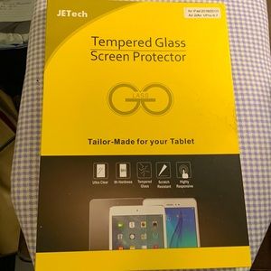 NWOT JETech Tempered Glass Screen Protector for IPAD 2018/2017/Air2/Air1/Pro 9.7